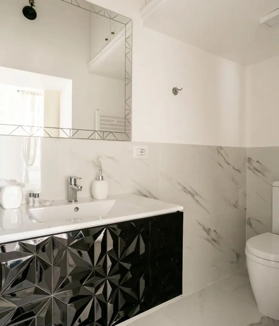 Leonidas House Apartment Rome